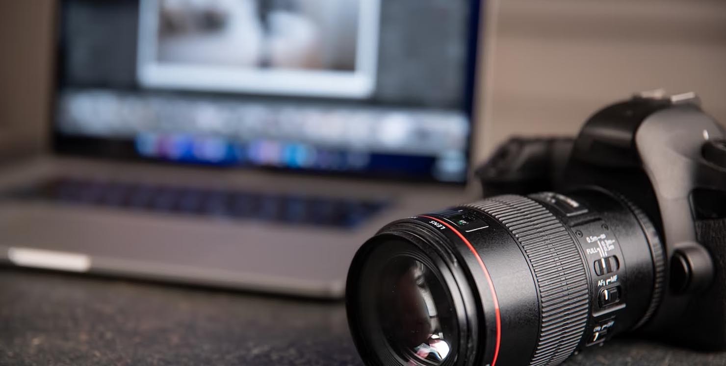 ARTES Y AUDIOVISUALES HALO CORP